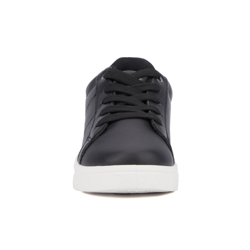 Boy's Conan Low Top Sneakers